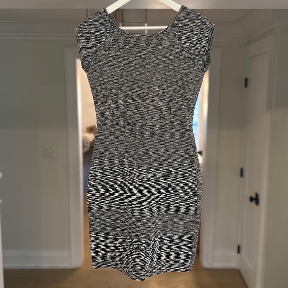 Issa London Bodycon Mini Dress - Size L - Picture 13 of 14